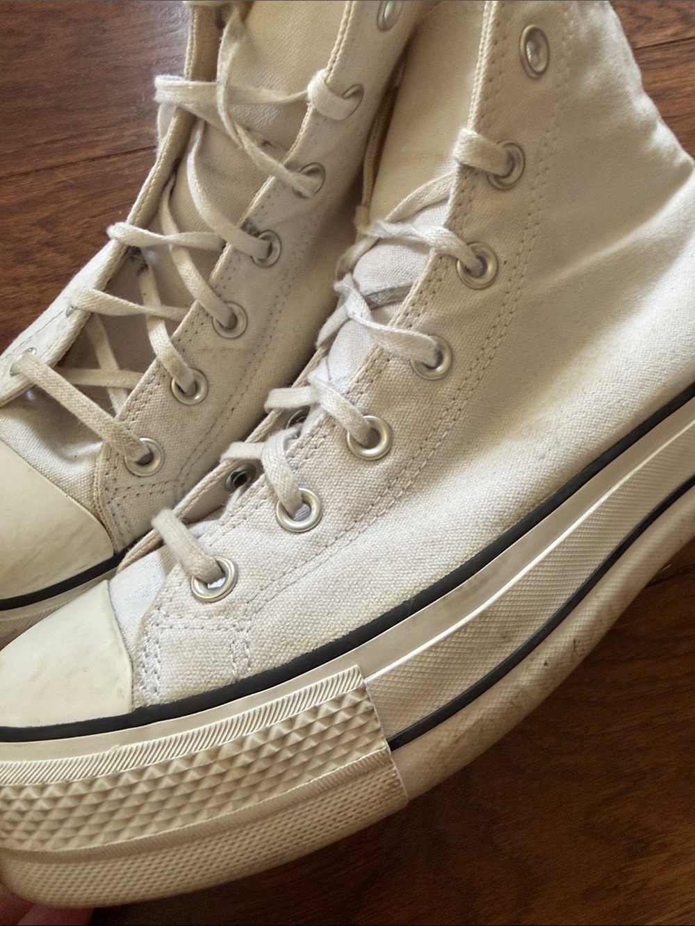 Women’s Converse Chuck Taylor All-Star Lift High Top Sneakers - Picture 6 of 9